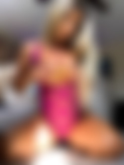 Onlyfans.com - skyeevans/Images/02-10-2019-11665433.jpg