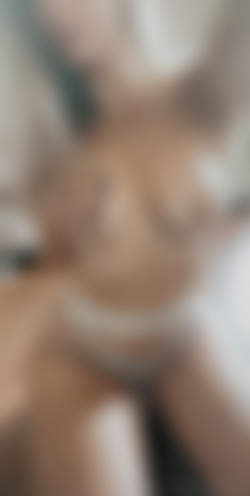 Onlyfans.com - skyeevans/Images/02-08-2020-90800811.jpg